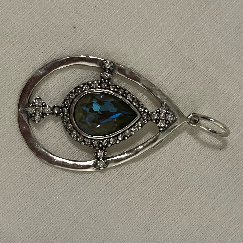 Charm - Picture 1 of 1